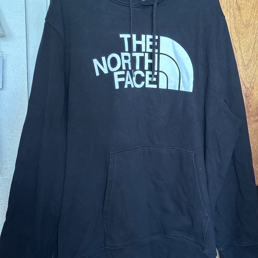 The North Face Men’s Black Hoodie Size 3XL